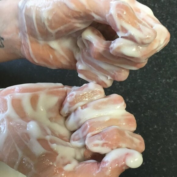 Lush Golden Handshake Hot Hand Mask (vegan) - NWT - Picture 2 of 4